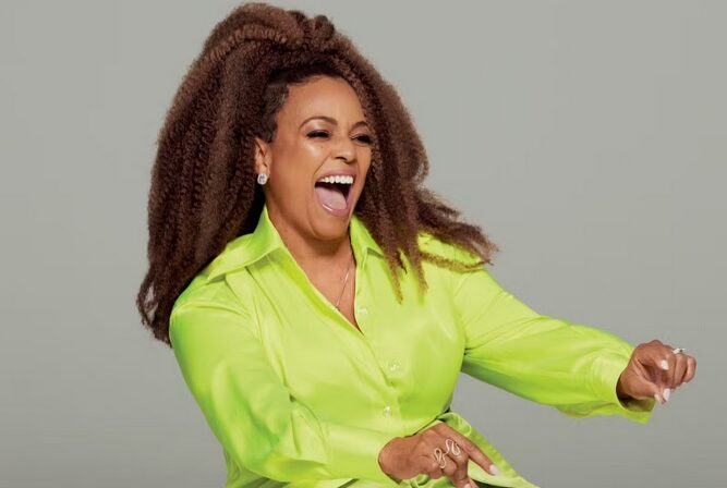 Kim Fields 